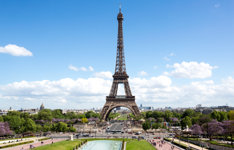 5 fantastic reasons to study in France in 2022